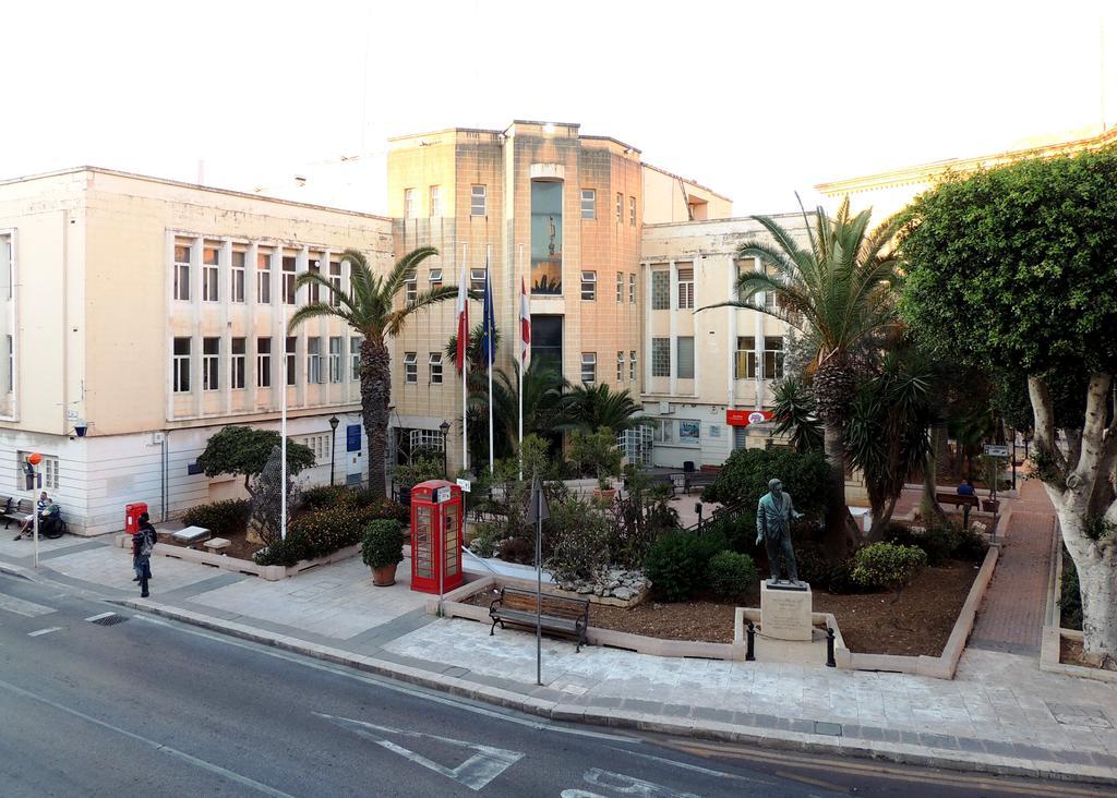 Tafernine Studio In The Heart Of Mosta Luaran gambar